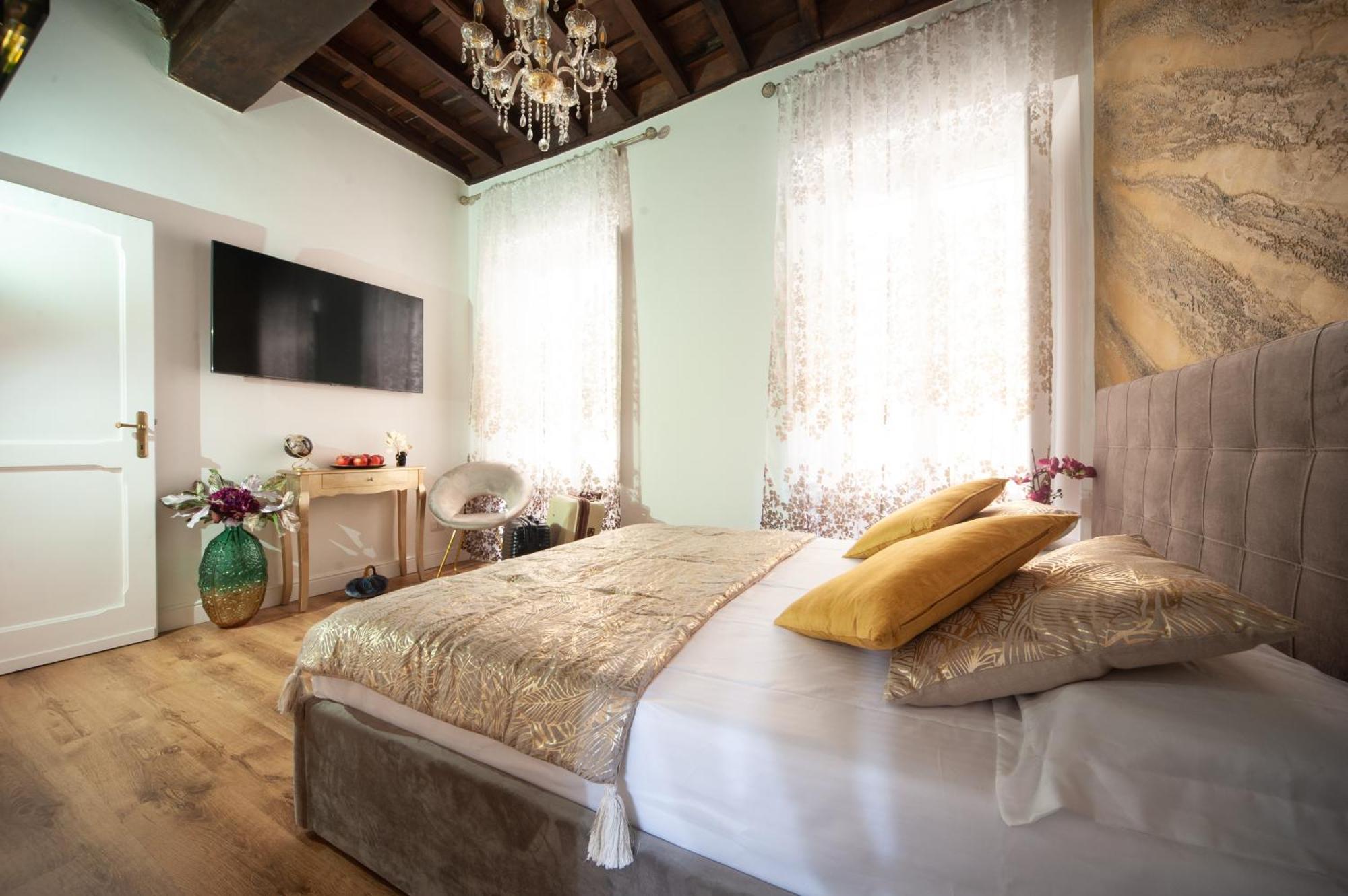 Pantheon Charming Accommodation โรม ภายนอก รูปภาพ